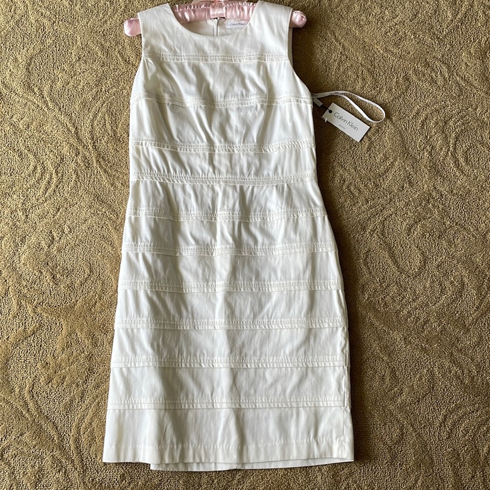 Women’s Calvin Klein dress. Brand new! Size 8
